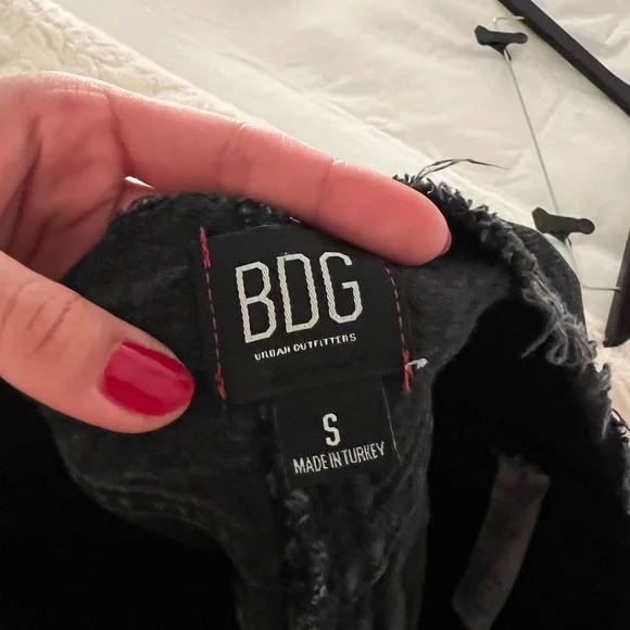 BDG urban outfitters distressed denim raw hem black skirt - Picture 3 of 5